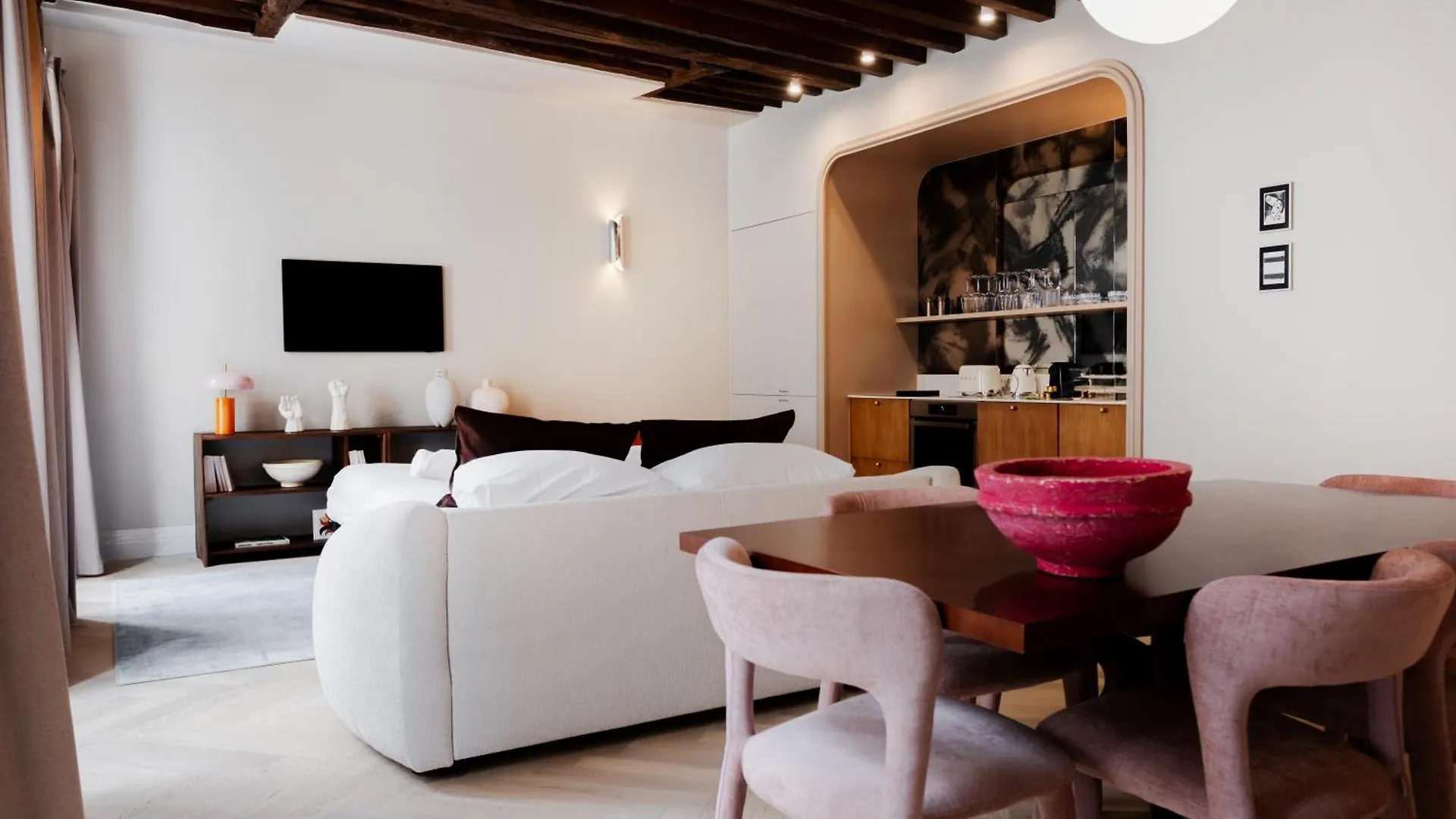 Babylon Marais Daire Paris 0*,  Fransa